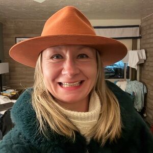 Meet your Posher, Urszula